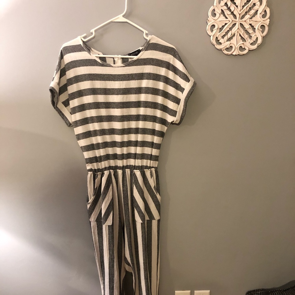 ROOLEE jumper brand new!!!